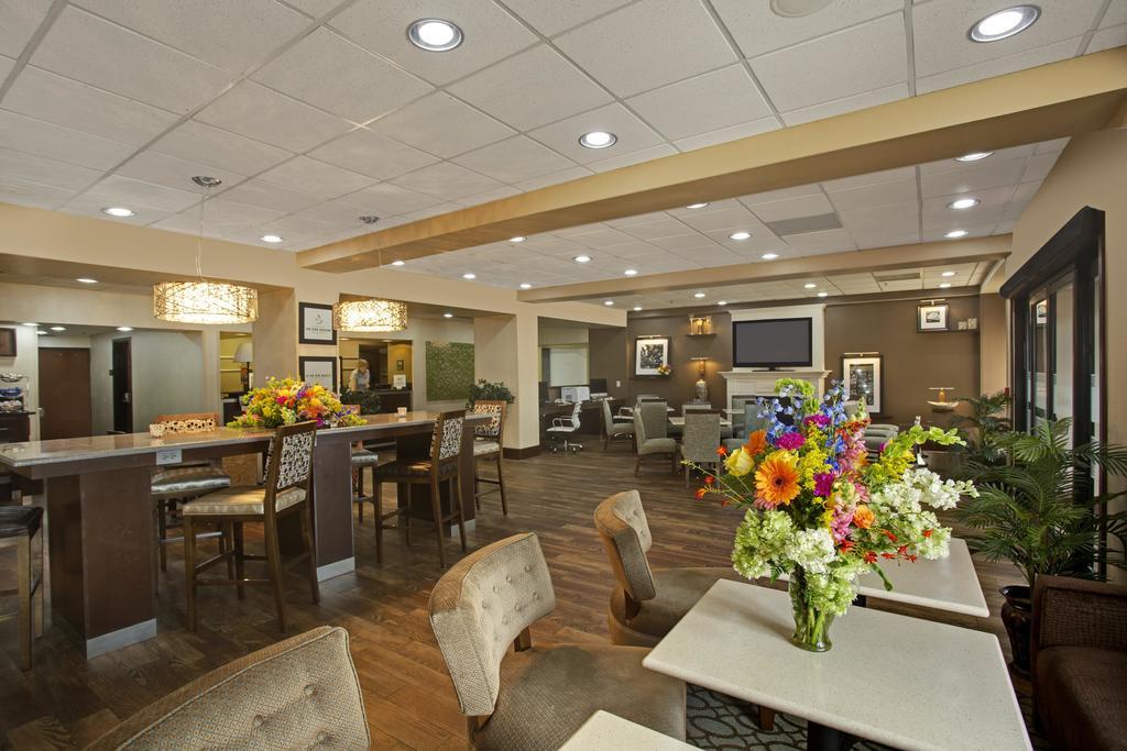 Hampton Inn Cullman Exterior photo