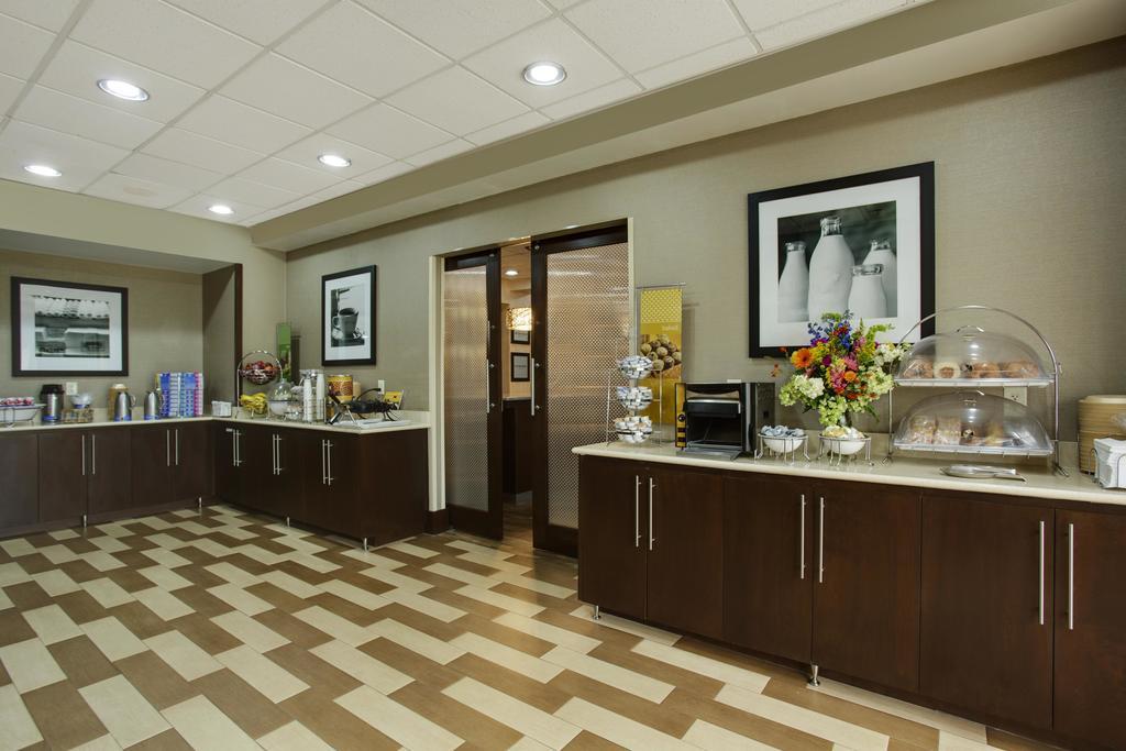 Hampton Inn Cullman Exterior photo