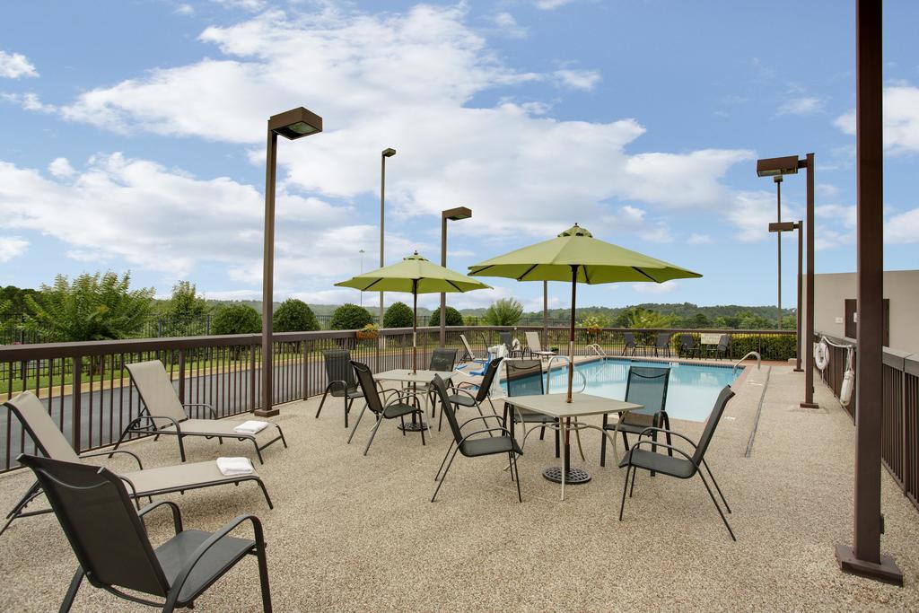 Hampton Inn Cullman Exterior photo
